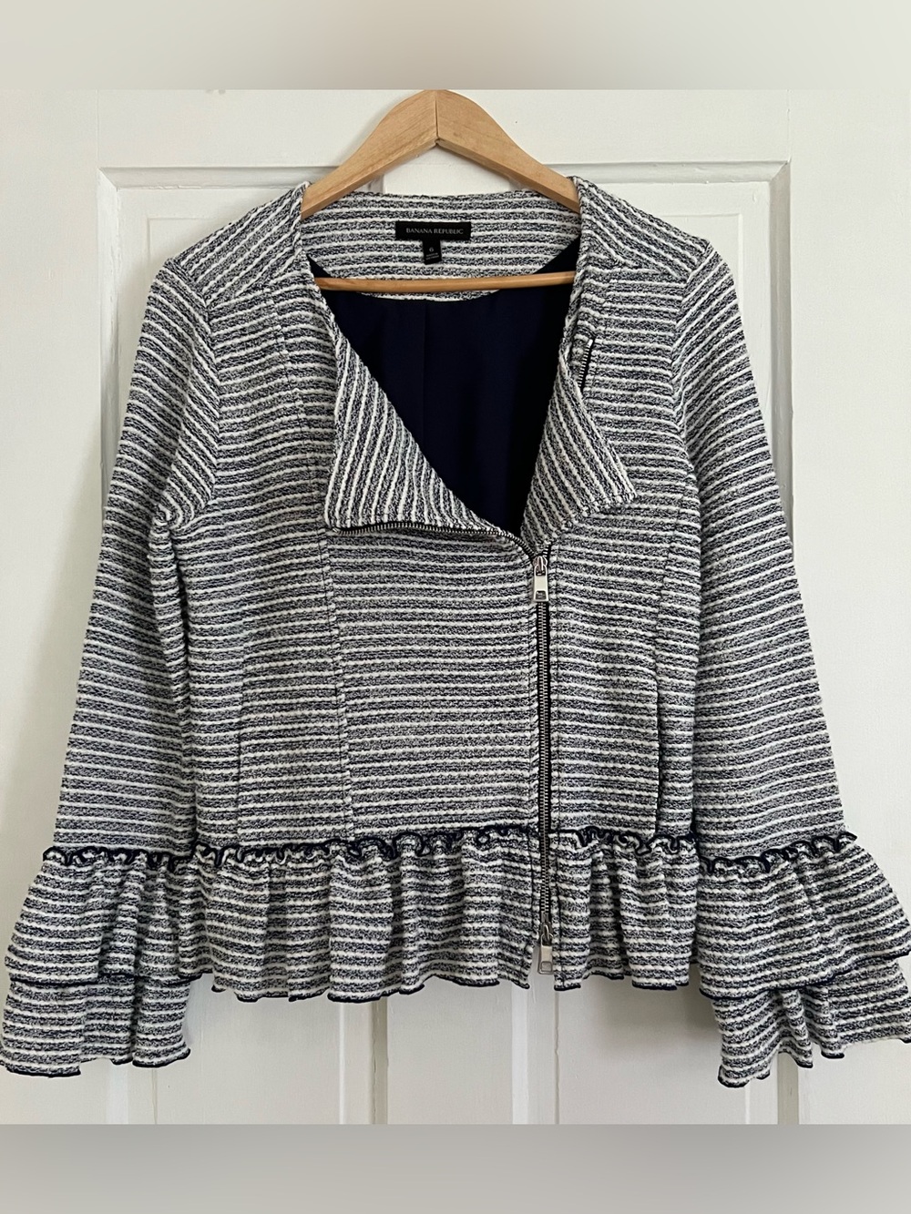 Banana Republic Blue Tweed Fringe Trim Cropped Blazer Jacket Size 6